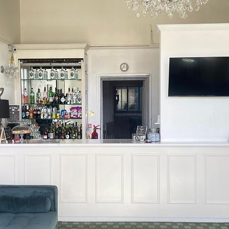 Hotel 63 London Bagian luar foto