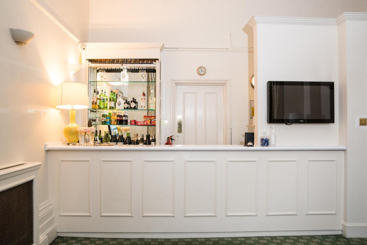 Hotel 63 London Bagian luar foto