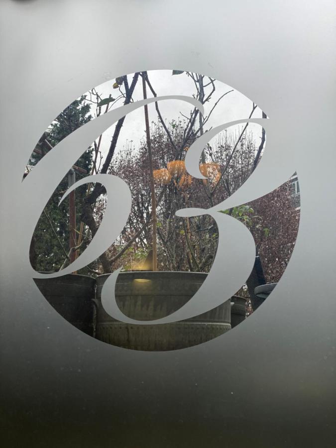 Hotel 63 London Bagian luar foto