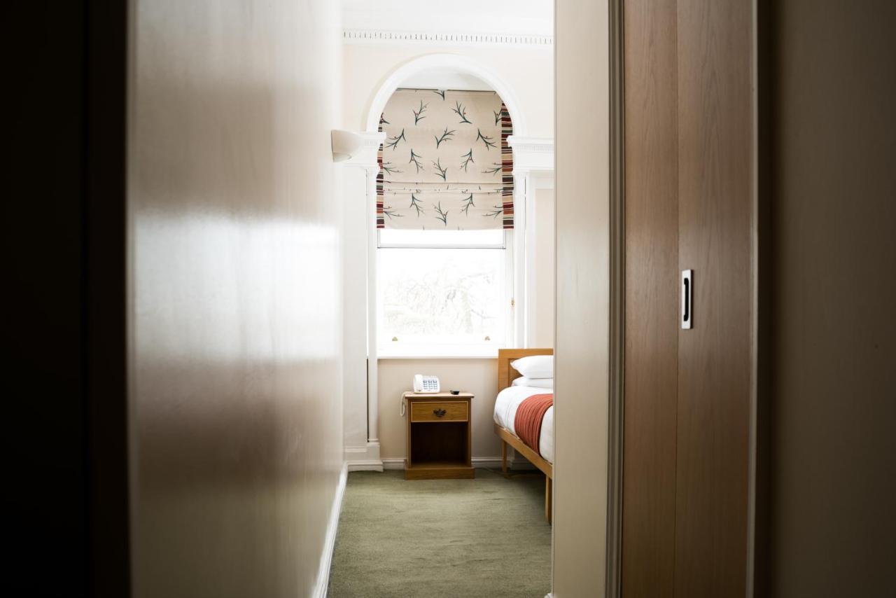Hotel 63 London Bagian luar foto