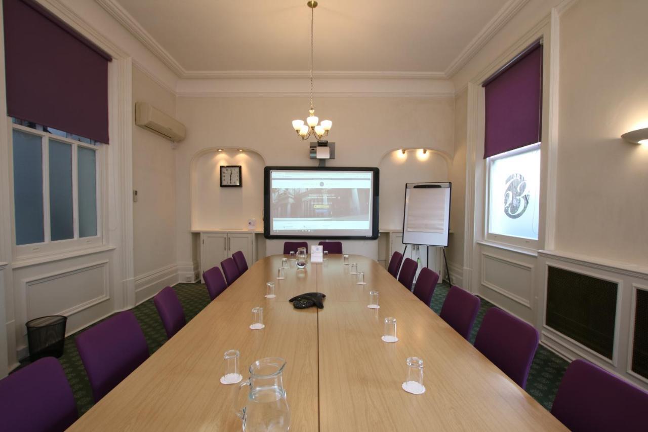 Hotel 63 London Bagian luar foto